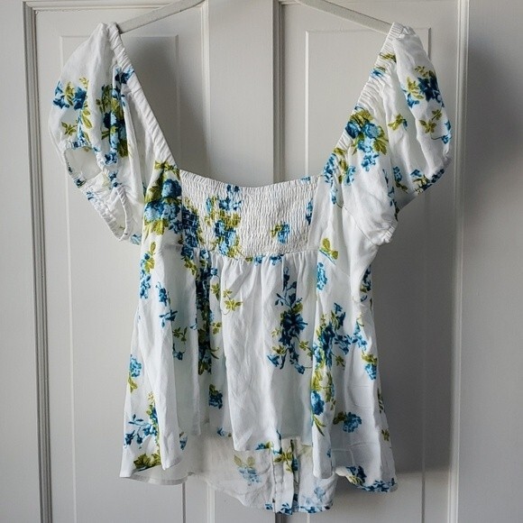 NWT FREE PEOPLE WHITE BLUE FLORAL CROPPED OFF SHOULDER PEASANT TOP SIZE SMALL - Picture 6 of 10